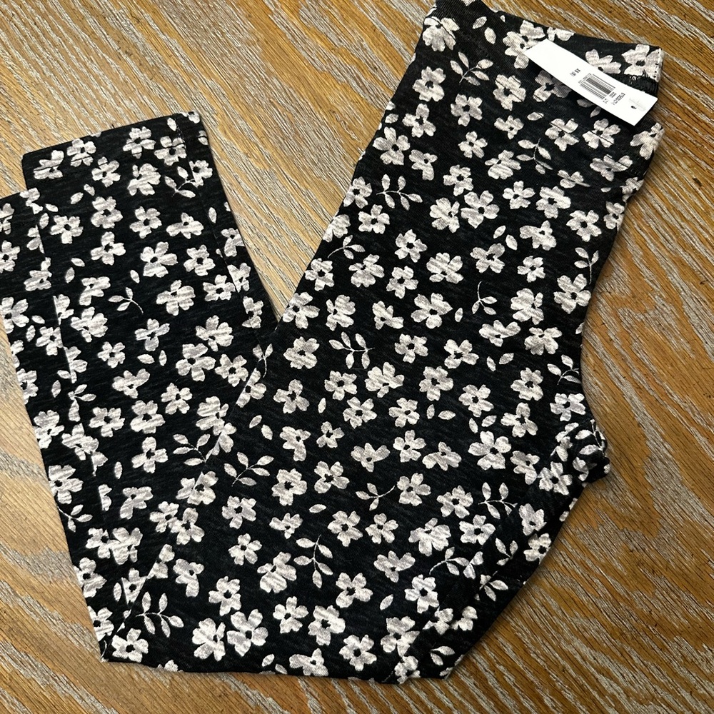 Old Navy girls XS Size 5 Black and Grey Floral Leggings NWT